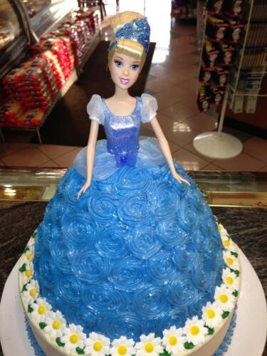 barbie-cake